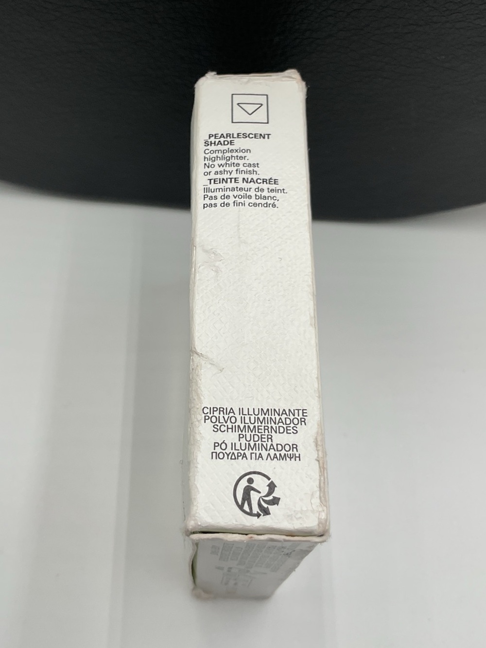 Prada Light Glowing Powder in 02 Pink - Barely Swatched - Picture 15 of 16